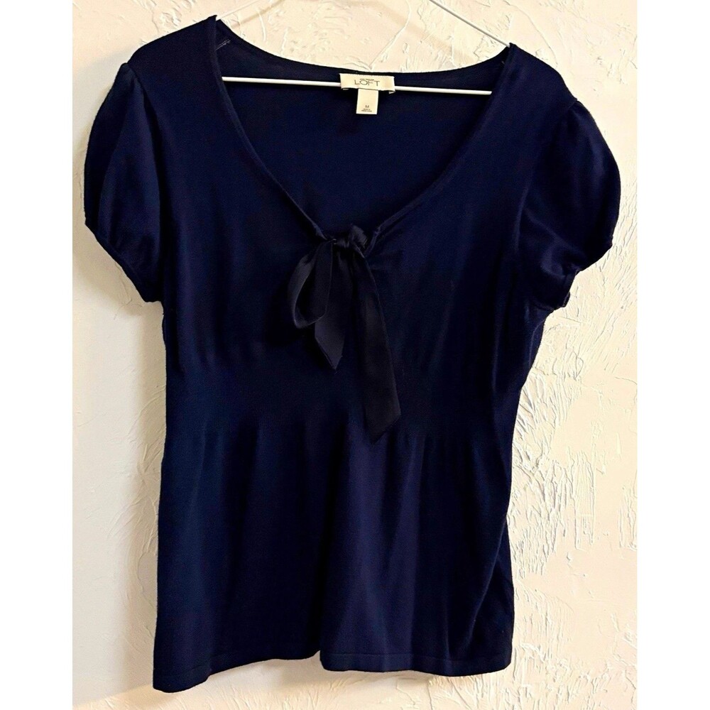 Ann Taylor LOFT Women’s Top M Black Solid V-Neck Puff Short Sleeve Bow Pullover